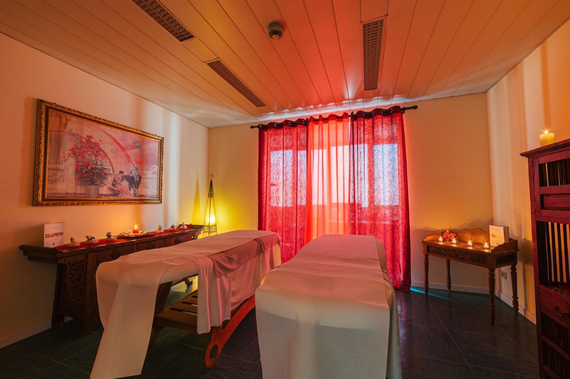 אבנו טרמה Hotel Terme Helvetia מראה חיצוני תמונה
