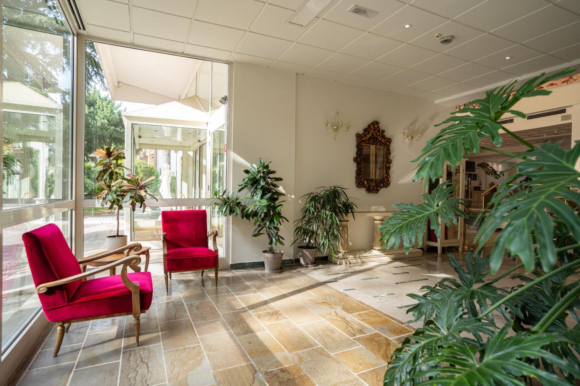 אבנו טרמה Hotel Terme Helvetia מראה חיצוני תמונה