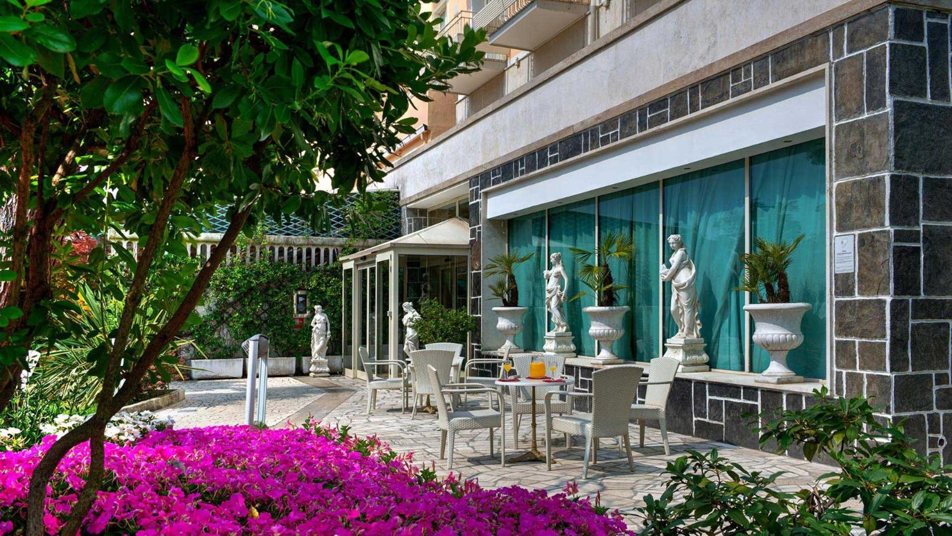 אבנו טרמה Hotel Terme Helvetia מראה חיצוני תמונה