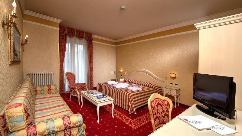 אבנו טרמה Hotel Terme Helvetia מראה חיצוני תמונה